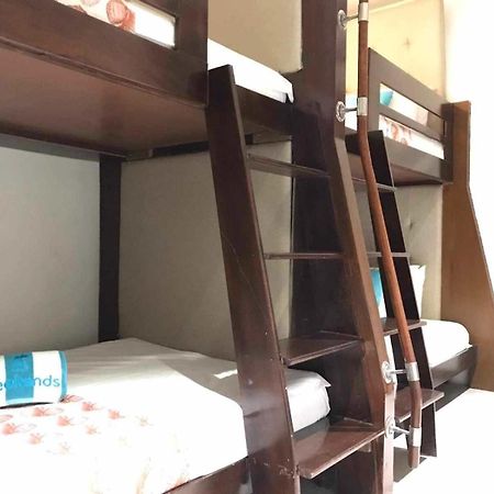 Weekends El Nido Beach Resort Exterior photo