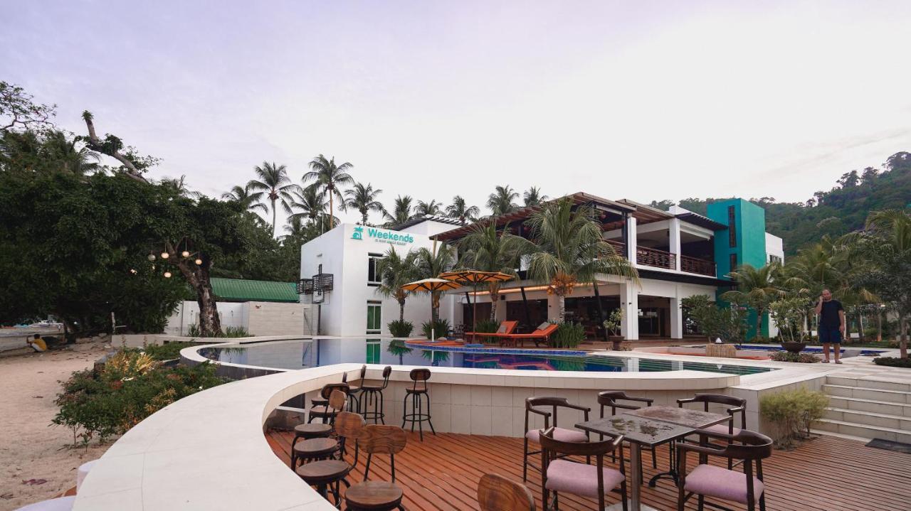 Weekends El Nido Beach Resort Exterior photo